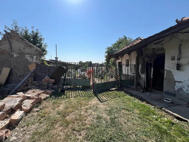 Eladó telek Sárszentmihály 2500 nm