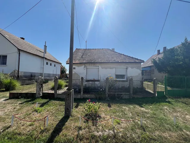 Eladó telek Sárszentmihály 2500 nm