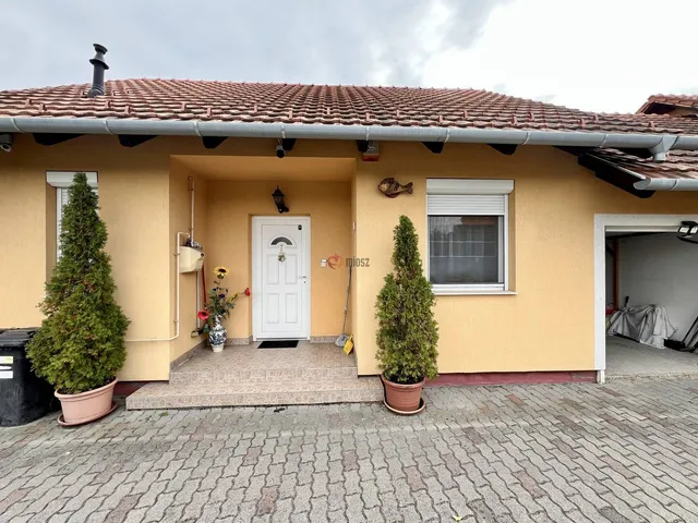 Eladó ház Székesfehérvár, Maroshegy 83 nm