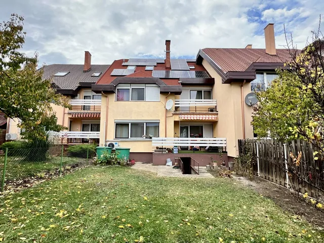Eladó ház Siófok, Fokihegy, Küszhegyi út 217 nm