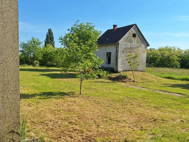 Eladó telek Székesfehérvár, Feketehegy, Hernád utca 5156 nm