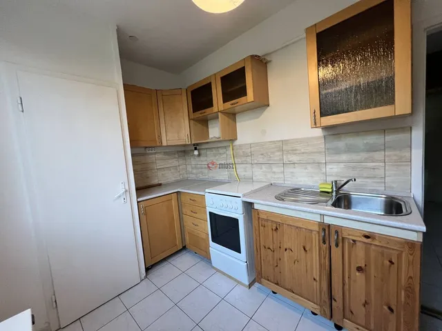 Kiadó lakás Székesfehérvár, Rádió lakótelep 57 nm