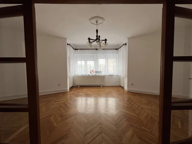 Kiadó lakás Székesfehérvár, Belváros 57 nm