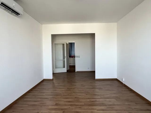 Kiadó lakás Székesfehérvár, Víziváros 62 nm