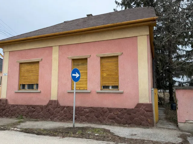 Eladó ház Székesfehérvár, Belváros 80 nm