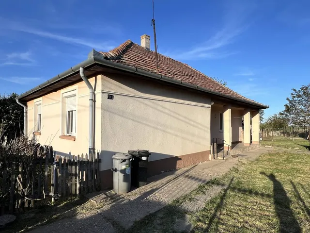 Eladó ház Sárszentmihály, Nefelejcs utca 98 nm