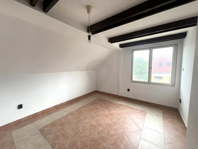 Eladó ház Isaszeg 200 nm