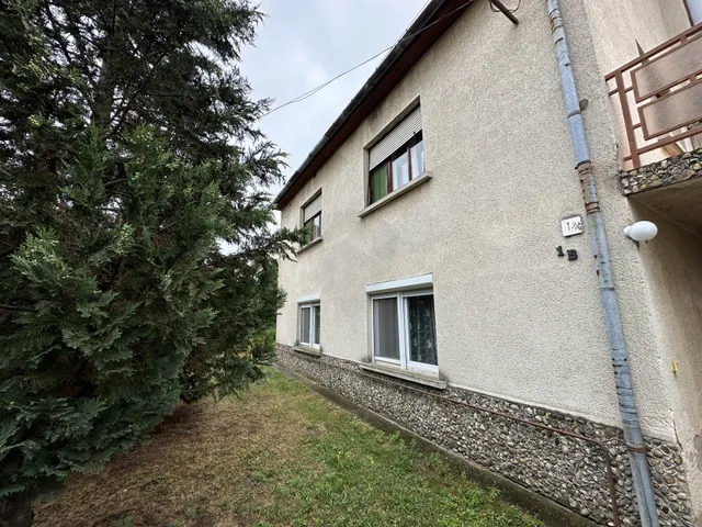 Eladó ház Isaszeg 197 nm
