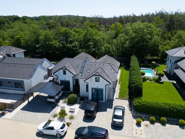 Kiadó ház Mogyoród 125 nm