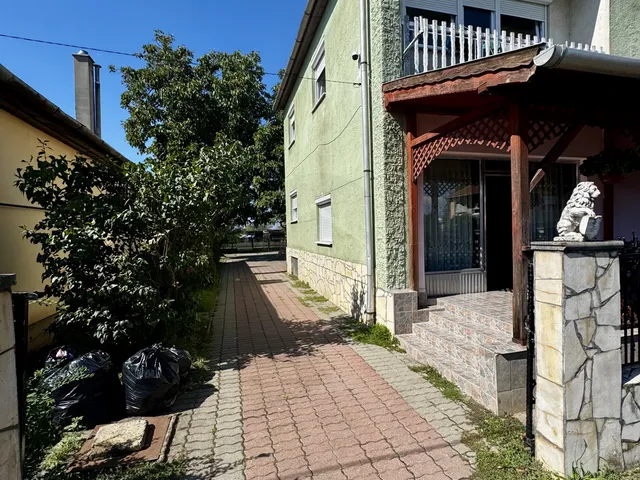 Eladó ház Lőrinci 150 nm