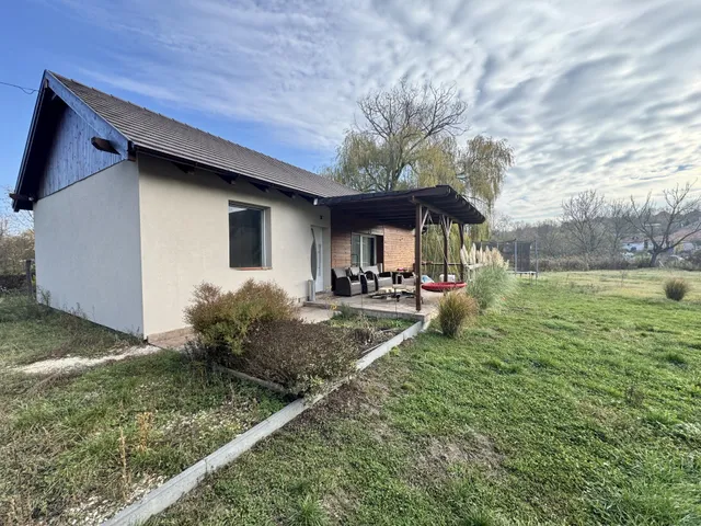 Eladó ház Valkó 78 nm