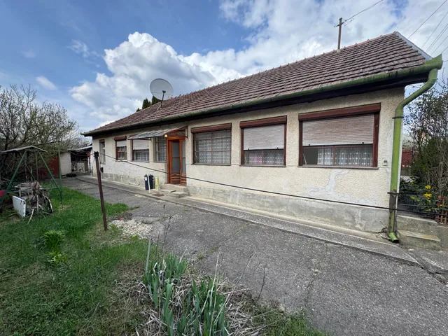 Eladó ház Isaszeg 85 nm