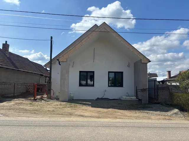 Eladó ház Jászfényszaru 113 nm