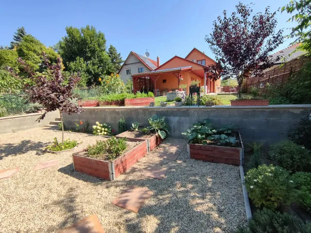 Eladó ház Erdőkertes 140 nm