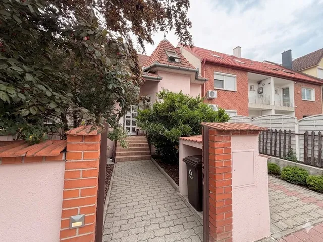 Eladó lakás Budaörs 110 nm