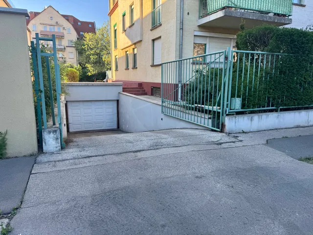 Eladó garázs Budapest XIV. kerület 16 nm