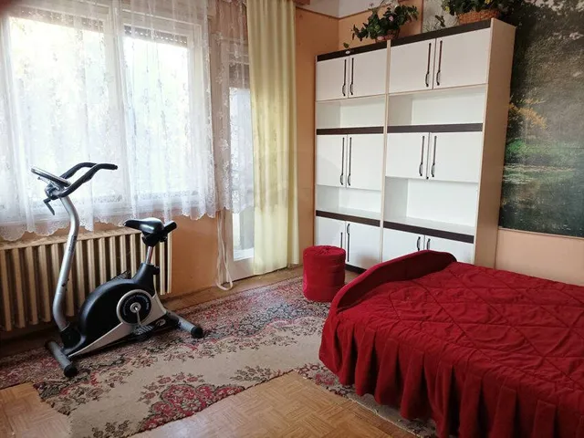 Eladó ház Isaszeg 350 nm