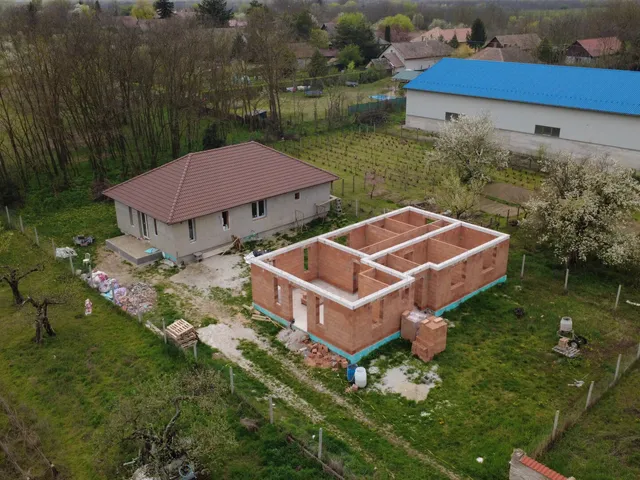 Eladó ház Kóka 102 nm