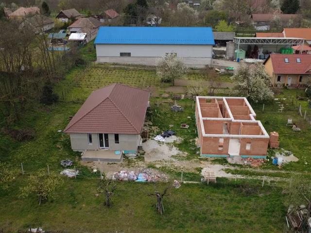 Eladó ház Kóka 102 nm