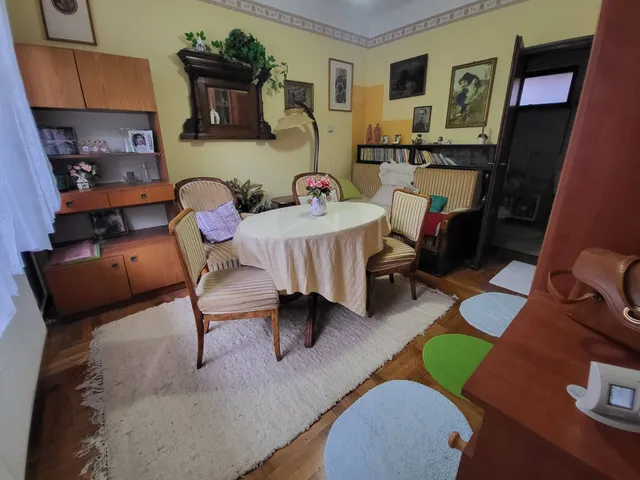 Eladó ház Isaszeg 197 nm
