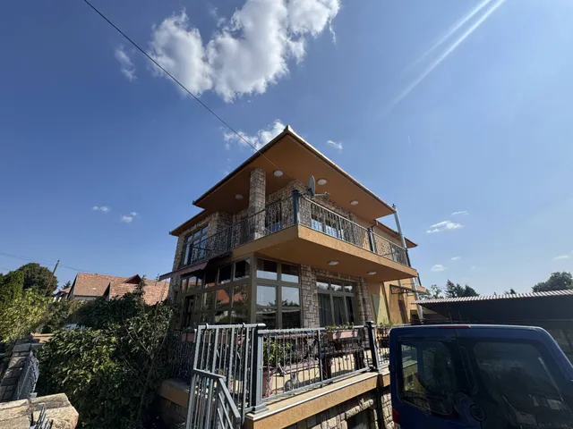 Eladó ház Gödöllő 650 nm