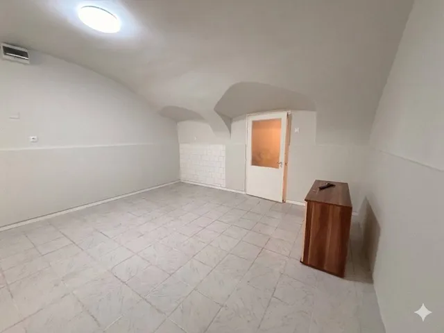 Eladó lakás Budapest VI. kerület 43 nm