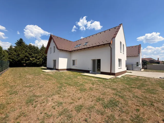 Eladó ház Vác 95 nm