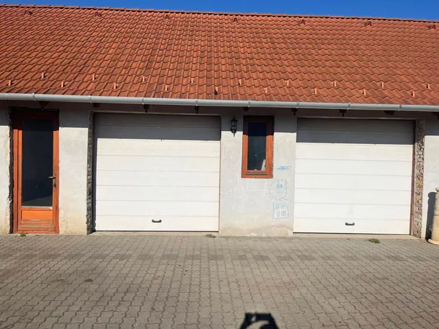 Eladó ház Kartal 190 nm