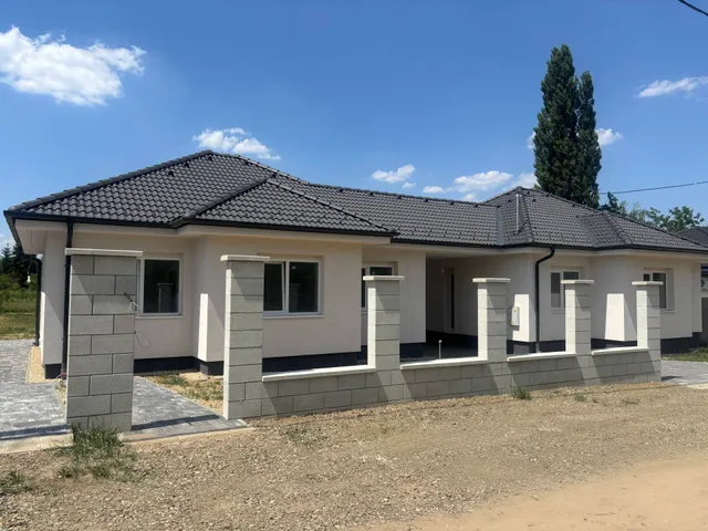 Eladó ház Erdőkertes 120 nm