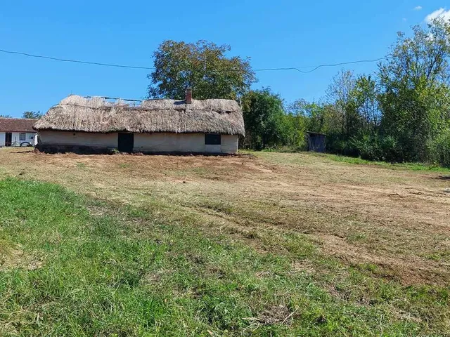 Eladó telek Balatonberény 4643 nm