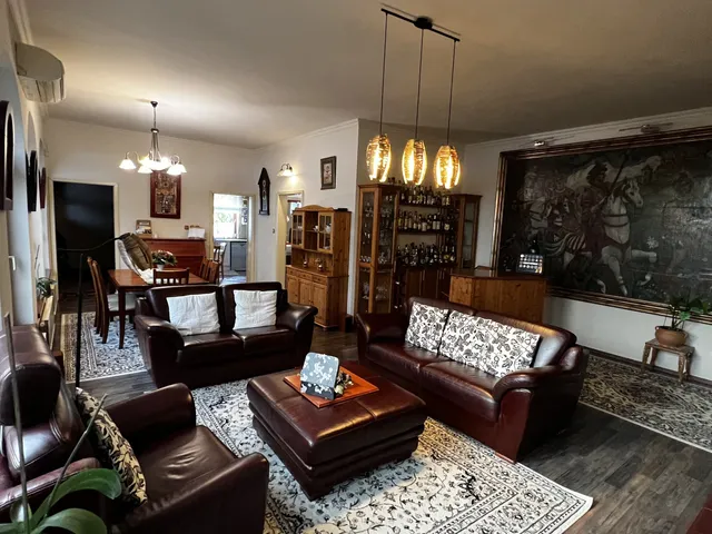 Eladó ház Gödöllő 320 nm