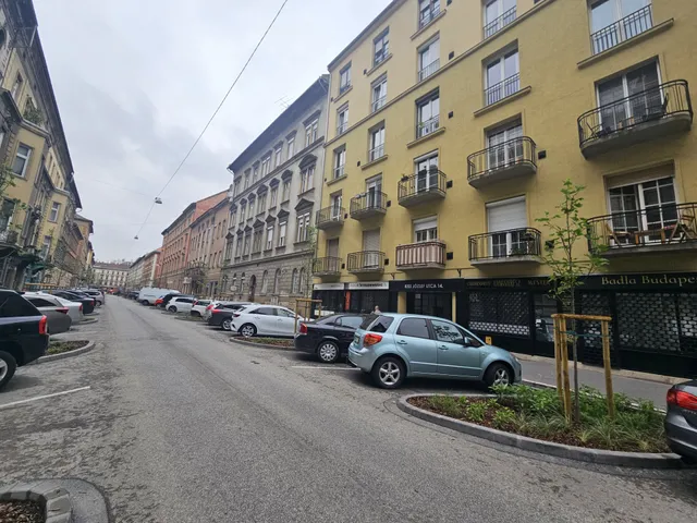 Eladó kereskedelmi és ipari ingatlan Budapest VIII. kerület, Népszínháznegyed 62 nm