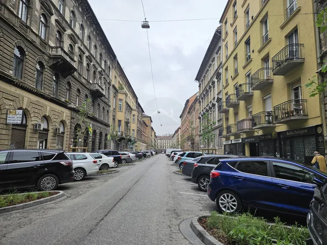 Eladó kereskedelmi és ipari ingatlan Budapest VIII. kerület, Népszínháznegyed 62 nm
