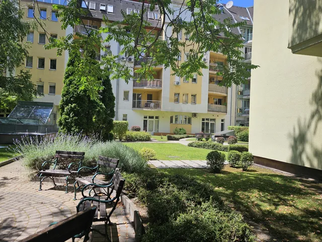 Eladó lakás Budapest IX. kerület 105 nm