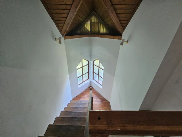 Eladó ház Szentendre, Izbég 250 nm