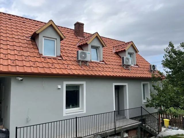 Eladó ház Pécsely 125 nm