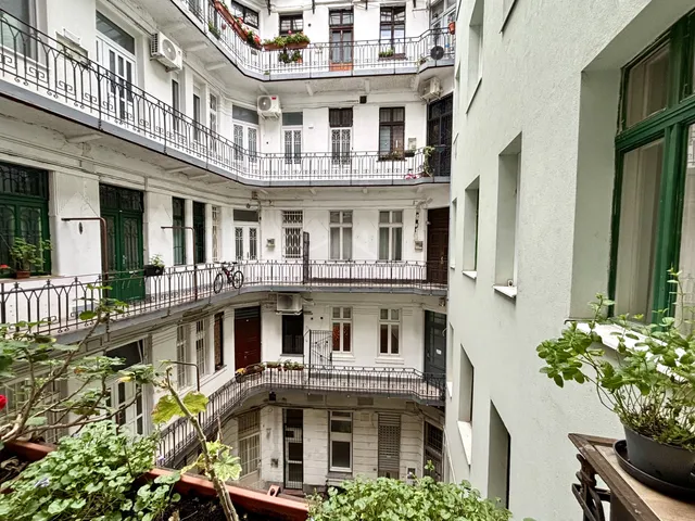 Eladó lakás Budapest VIII. kerület, Corvin negyed 55 nm