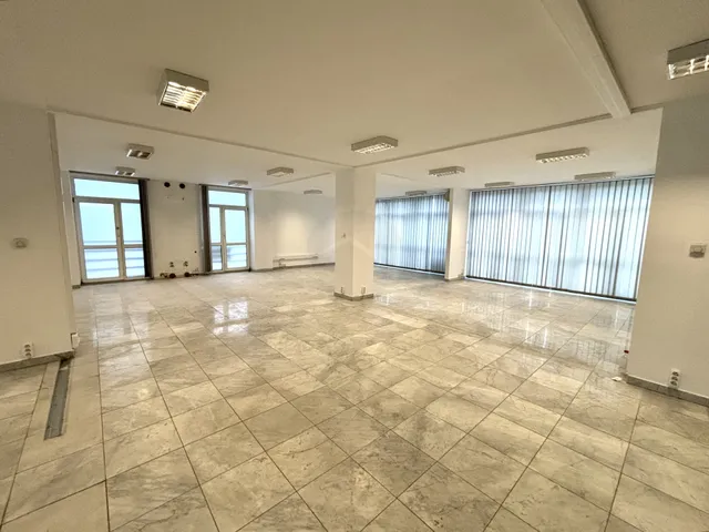 Eladó lakás Budapest XI. kerület, Sasad-Sashegy XI. ker. 200 nm