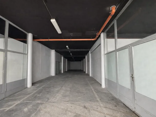 Eladó kereskedelmi és ipari ingatlan Budapest XI. kerület, Kelenföld 500 nm