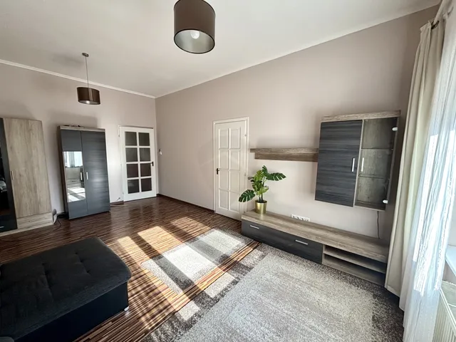 Kiadó lakás Budapest IX. kerület, Belső Ferencváros 71 nm