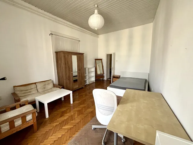 Eladó lakás Budapest VIII. kerület, Corvin negyed 71 nm