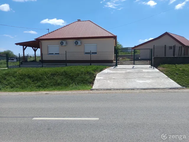 Eladó ház Gomba 150 nm