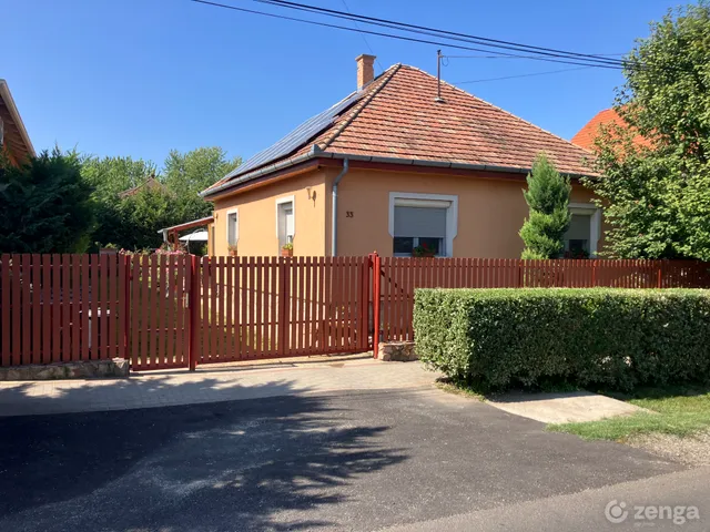 Eladó ház Csomád 105 nm