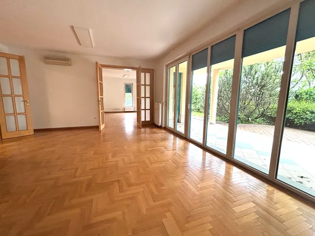 Kiadó lakás Budapest II. kerület, Vérhalom 220 nm