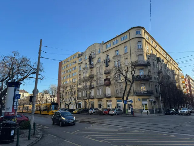 Kiadó kereskedelmi és ipari ingatlan Budapest XI. kerület, Lágymányos 93 nm