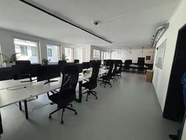 Kiadó kereskedelmi és ipari ingatlan Budapest VII. kerület, Belső-Erzsébetváros, Károly körút 11. A/5 244 nm