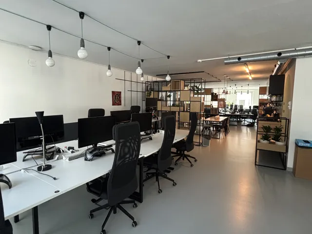 Kiadó kereskedelmi és ipari ingatlan Budapest VII. kerület, Belső-Erzsébetváros, Károly körút 11. A/5 244 nm