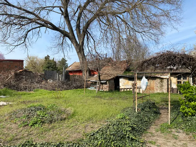 Eladó telek Debrecen, Óváros 453 nm