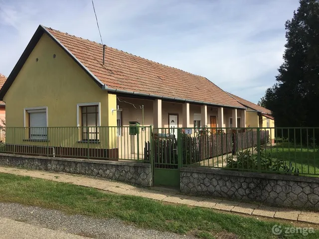 Eladó ház Gomba 97 nm