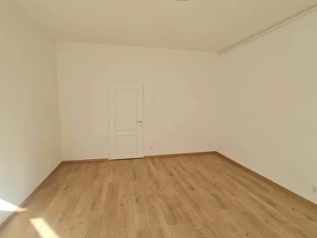 Eladó lakás Budapest III. kerület, Óbuda, Váradi 34 nm